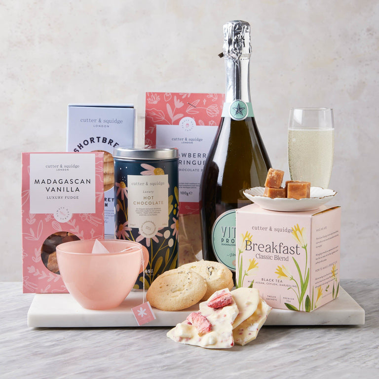 Cutter & Squidge Mother's Day Afternoon Treat Hamper with Prosecco