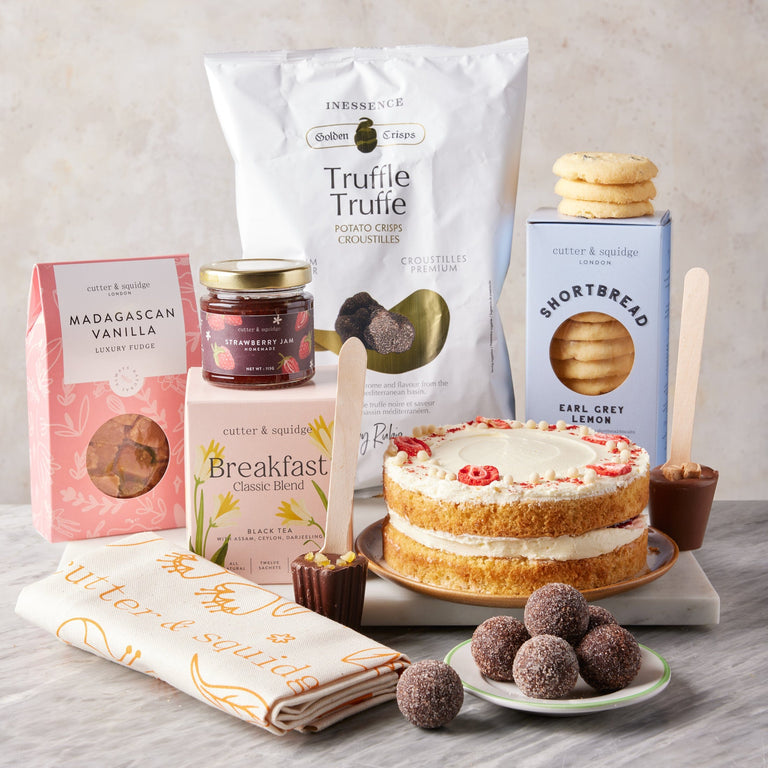 Cutter & Squidge One Gift Box Family Hamper