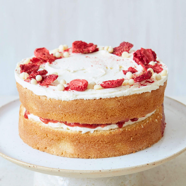 Cutter & Squidge Small (6") VICTORIA STRAWBERRY SPONGE CAKE