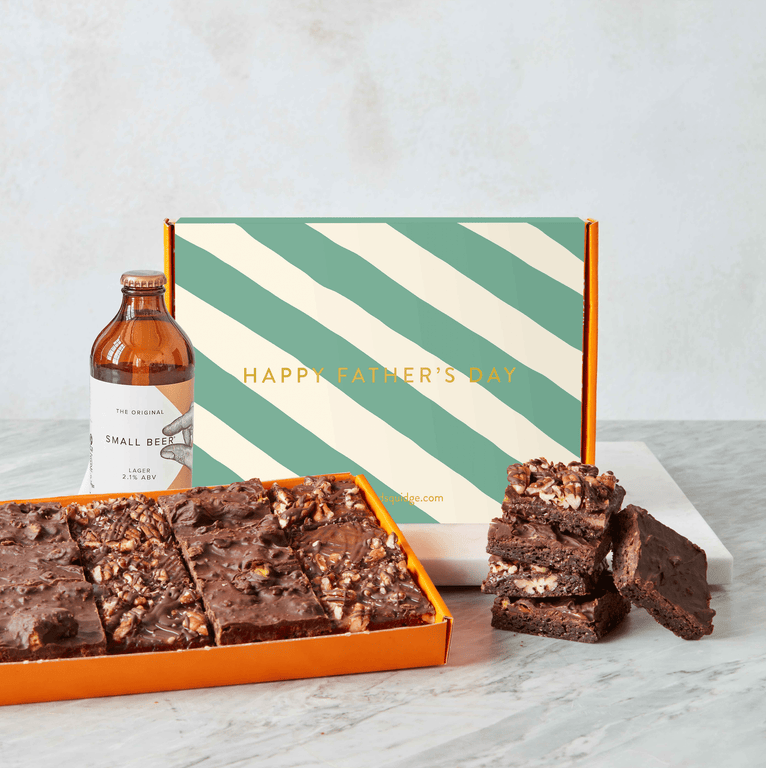 Cutter & Squidge 12 Pieces Father's Day Vegan Brownies & Beer Gift Box