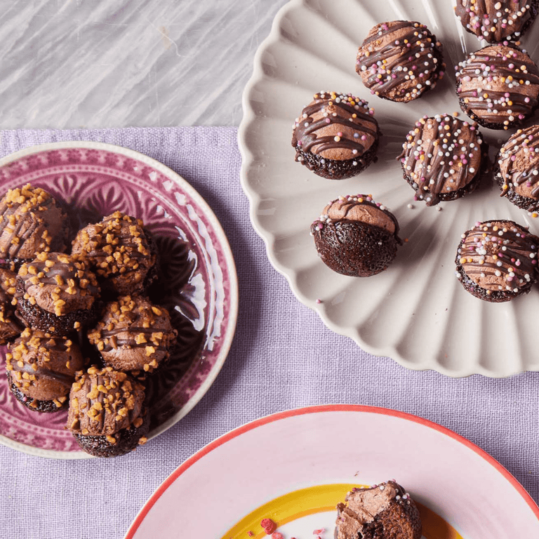 Cutter & Squidge Vegan Chocolate Hazelnut Mini Cupcakes