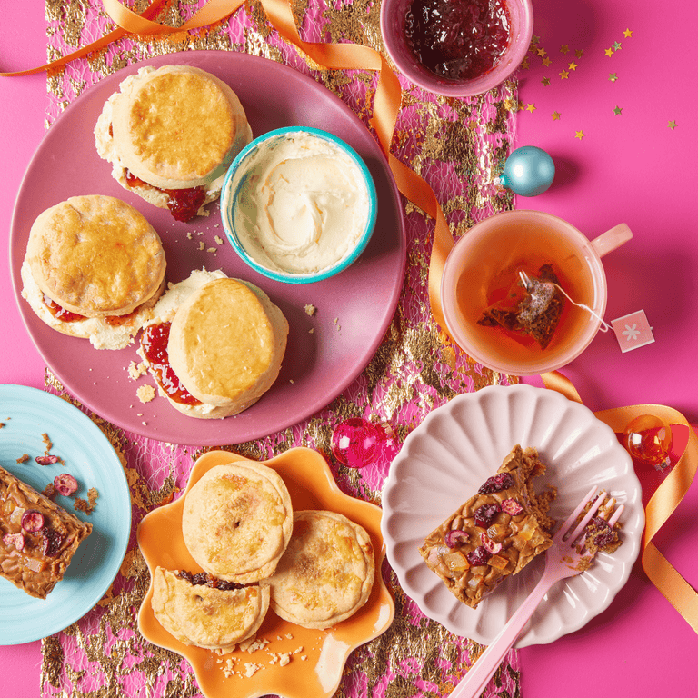 Cutter & Squidge Tea for Two with Prosecco Luxe Christmas Afternoon tea at home with Prosecco