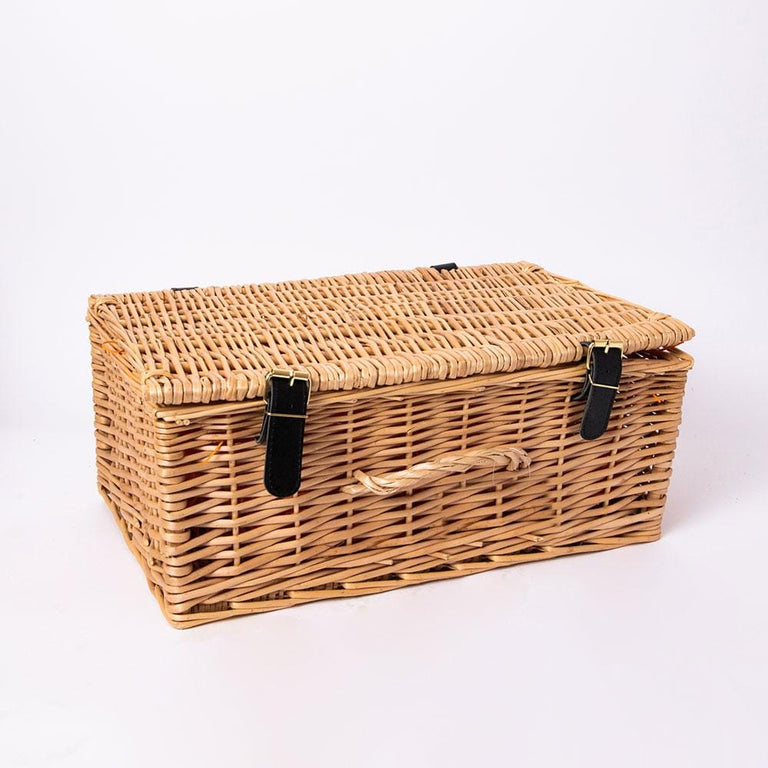 Cutter & Squidge One Gift Box SHORTBREAD AND TEA CHRISTMAS HAMPER