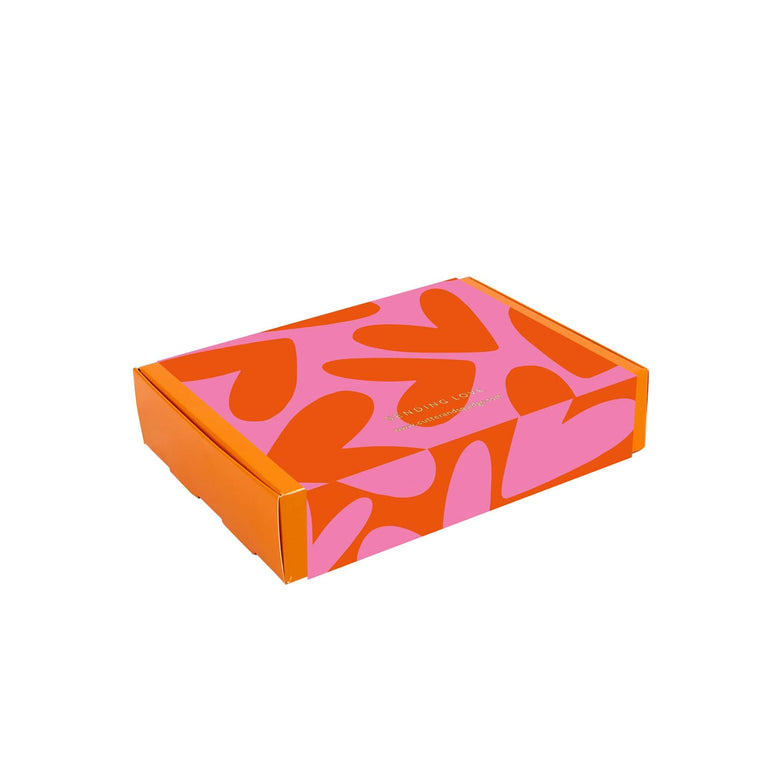 Cutter & Squidge 12 Pieces Mixed Vegan Mini Cupcake Box With Valentine's Day Sleeve